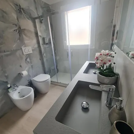 Nel Sole Business Apartment *